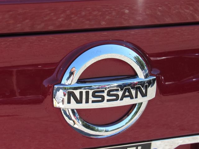 Used 2020 Nissan Rogue Sport S w/ Appearance Package FWD image 13