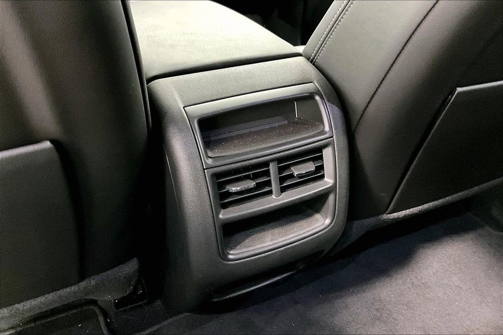 Used 2023 Cadillac XT5 Premium Luxury w/ Technology Package image 31