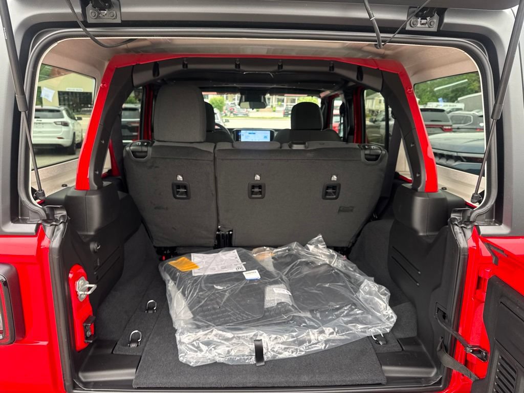 New 2026 Jeep Wrangler Unlimited Sport AWD/4WD image 21