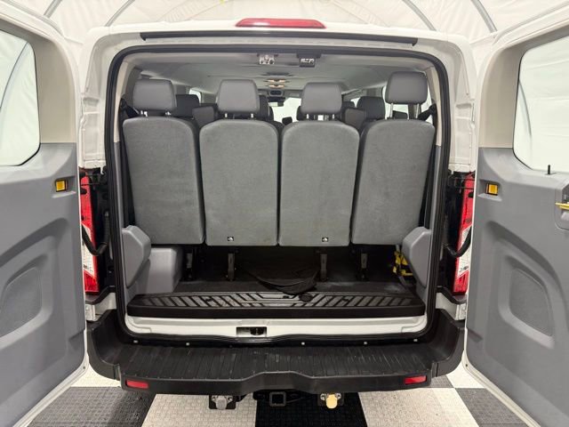 Used 2015 Ford Transit 350 XL image 5