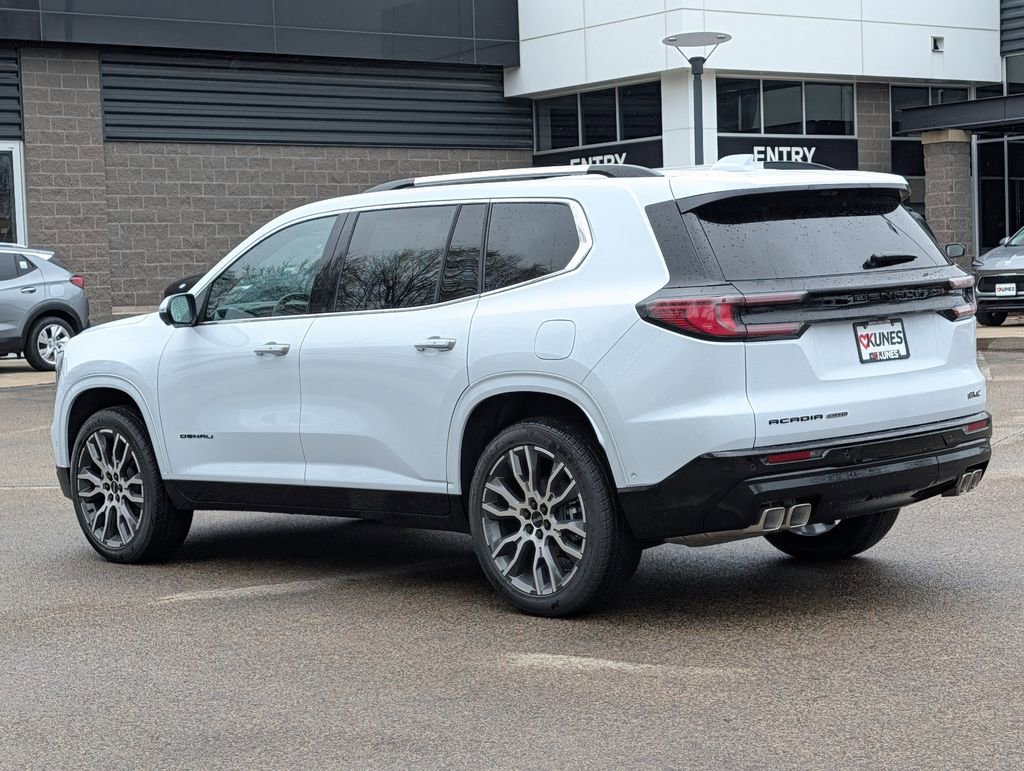 New 2026 GMC Acadia Denali Ultimate w/ LPO, Floor Liner Package AWD/4WD image 9