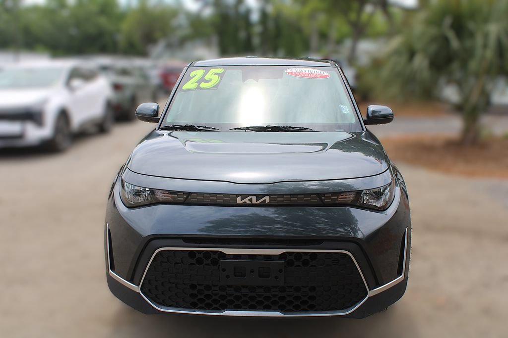 Certified 2025 Kia Soul LX FWD image 16