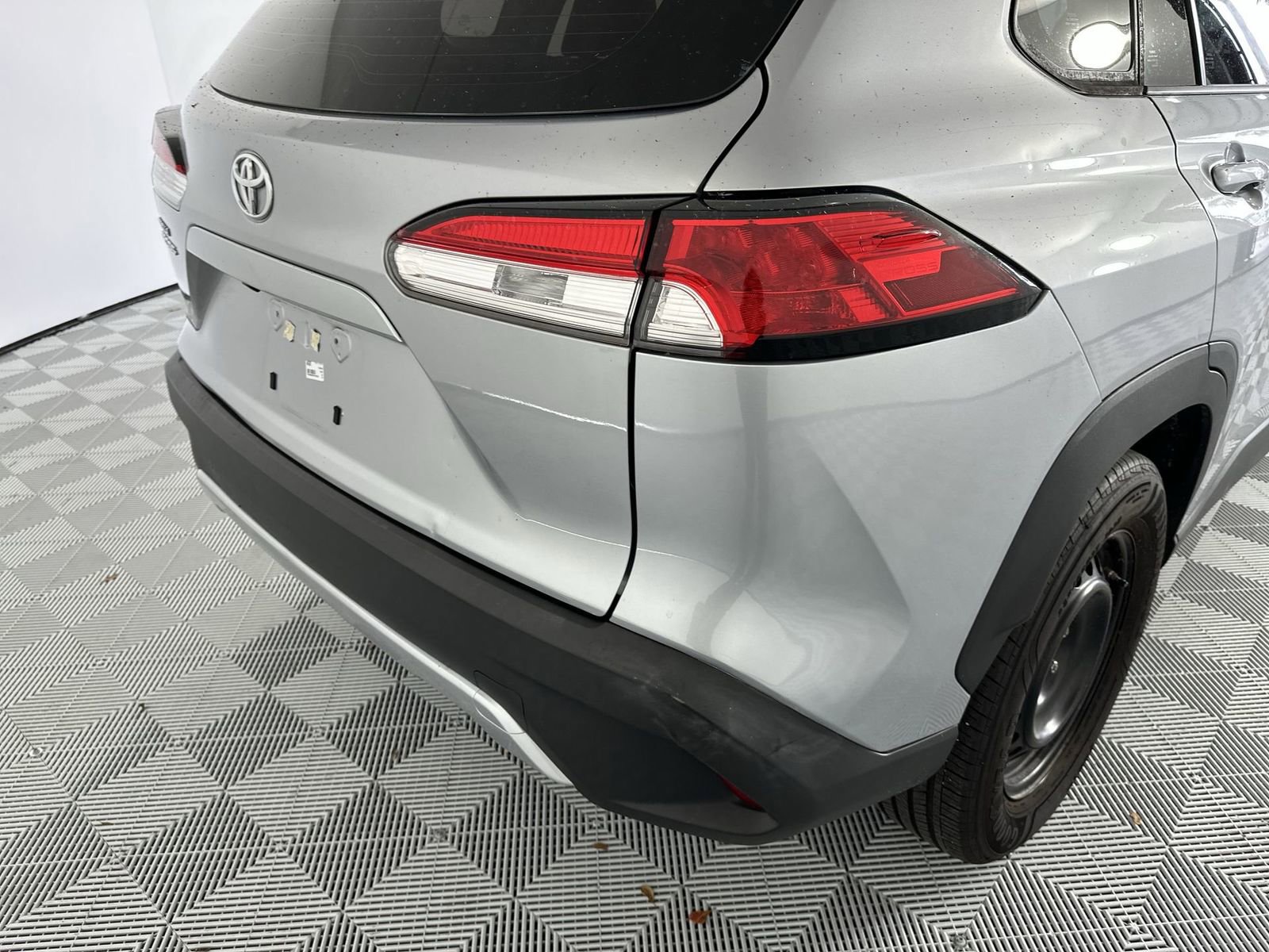 Used 2023 Toyota Corolla Cross L FWD image 26