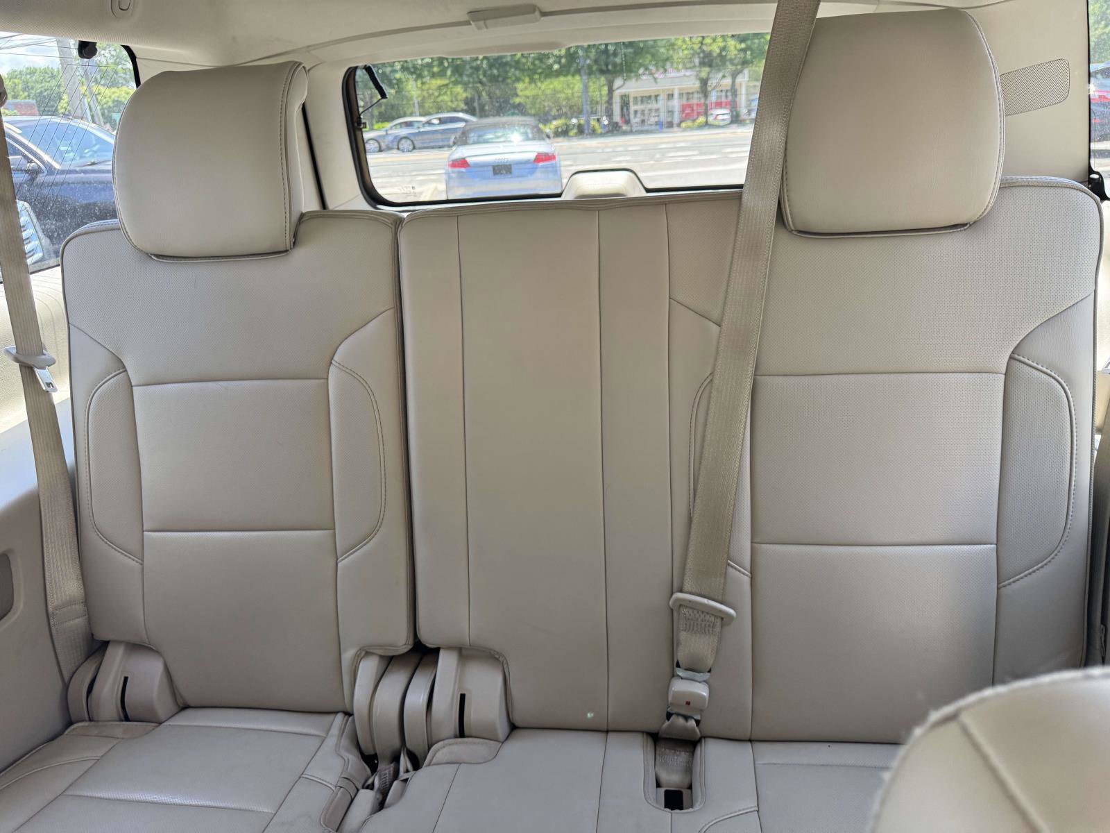 Used 2016 GMC Yukon XL Denali w/ Open Road Package AWD/4WD image 10