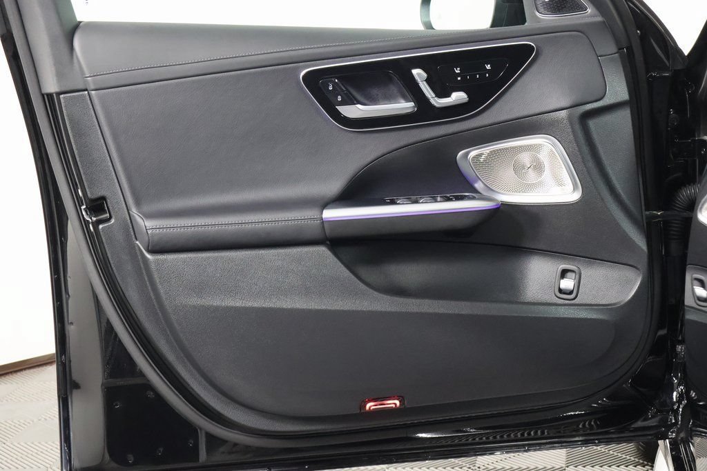 New 2026 Mercedes-Benz C 300 Sedan image 7