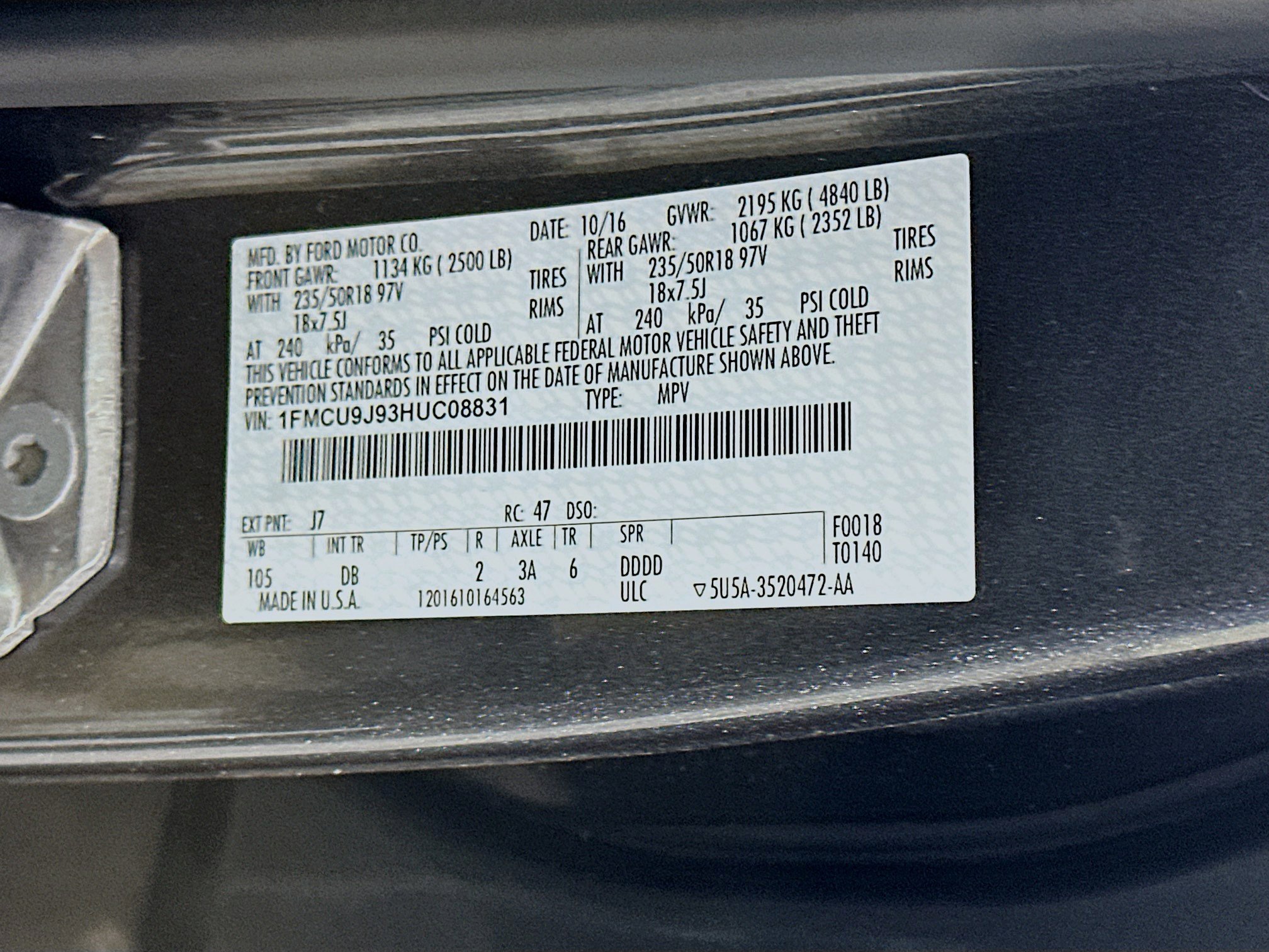 Used 2017 Ford Escape Titanium w/ Equipment Group 301A image 12