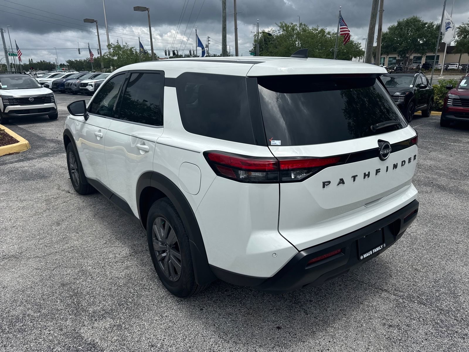 New 2026 Nissan Pathfinder S FWD image 8