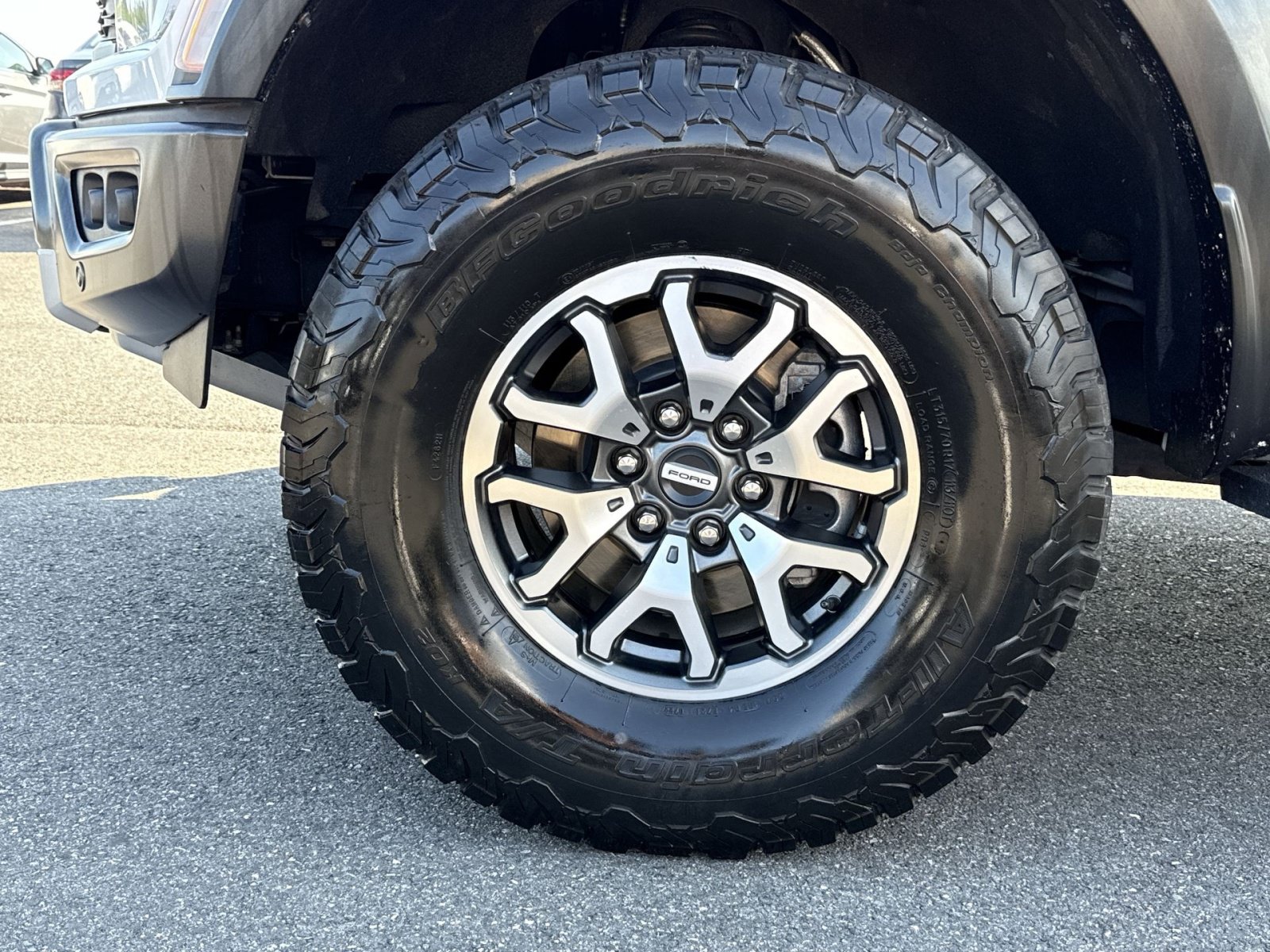 Used 2022 Ford F150 Raptor w/ Equipment Group 801A High AWD/4WD image 12