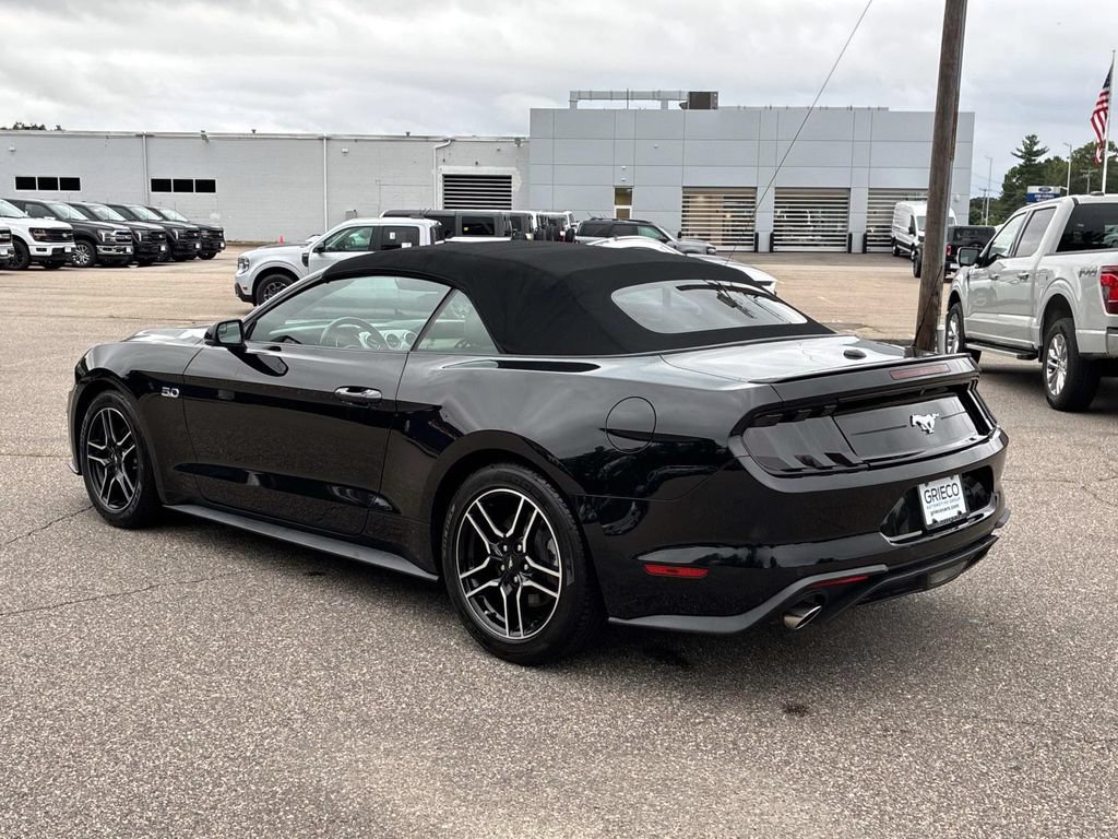 Used 2020 Ford Mustang Premium RWD image 23