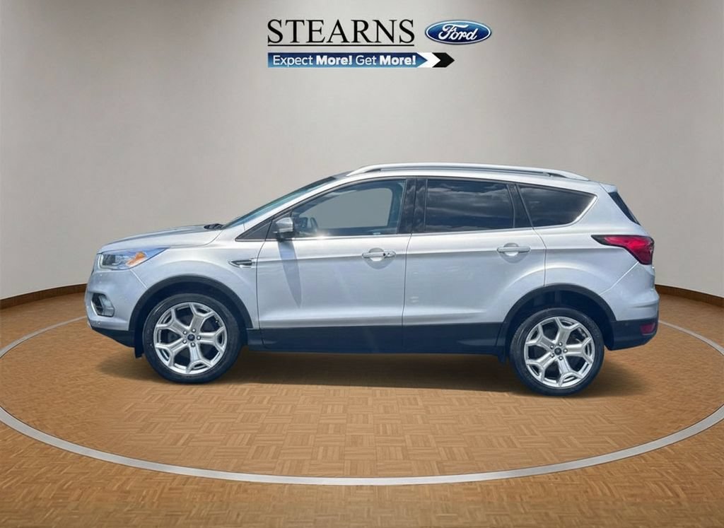 Used 2019 Ford Escape Titanium AWD/4WD image 3