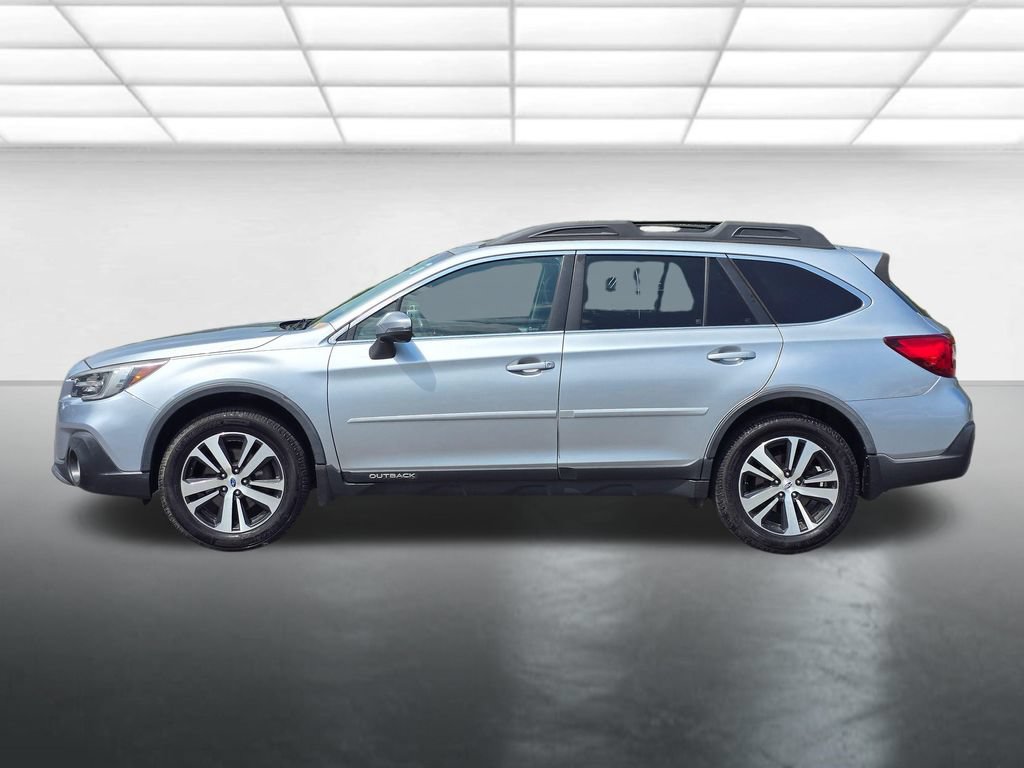 Used 2018 Subaru Outback 2.5i Limited AWD/4WD image 16