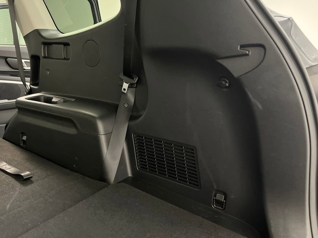 Used 2025 Kia Telluride S image 42