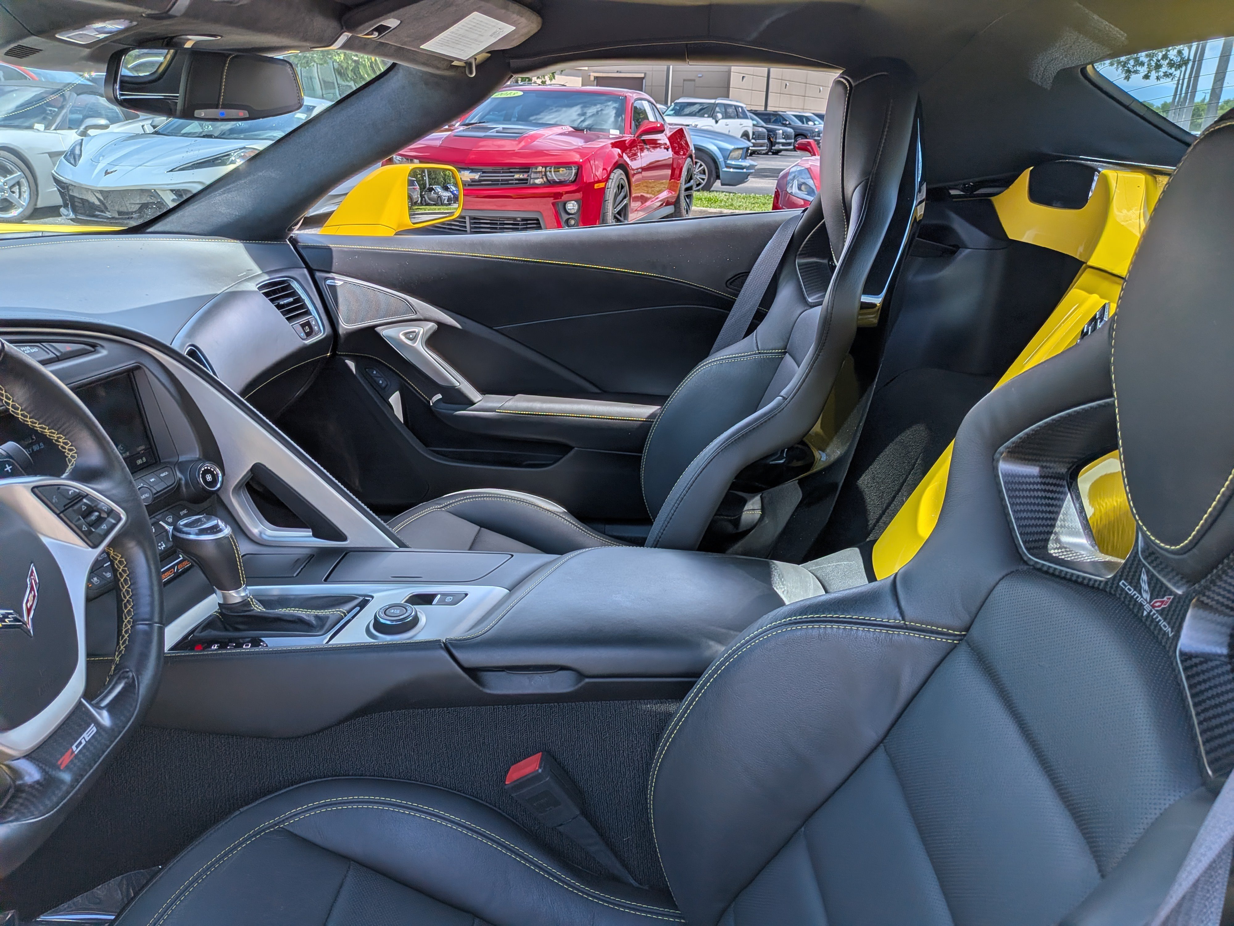 Used 2016 Chevrolet Corvette Z06 w/ 3LZ Preferred Equipment Group RWD image 16