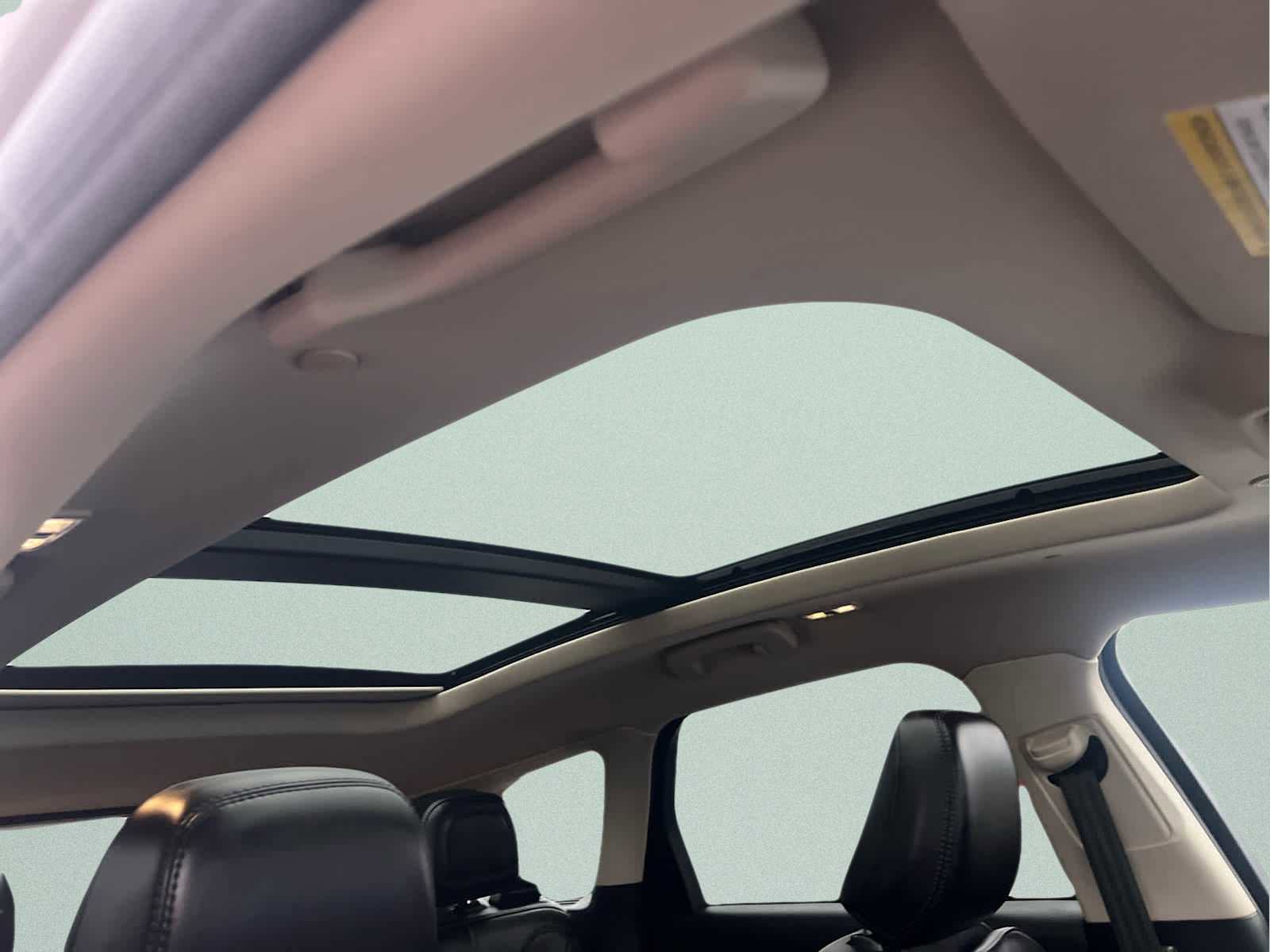 Used 2024 Lincoln Corsair Grand Touring image 18