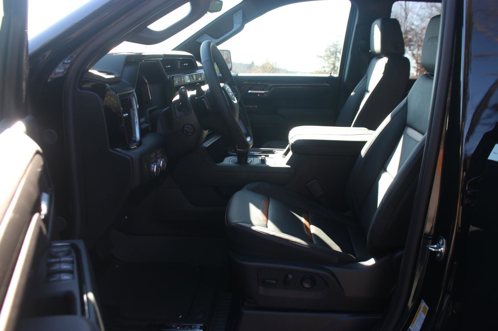 New 2026 GMC Sierra 1500 AT4 w/ AT4 Premium Package image 13