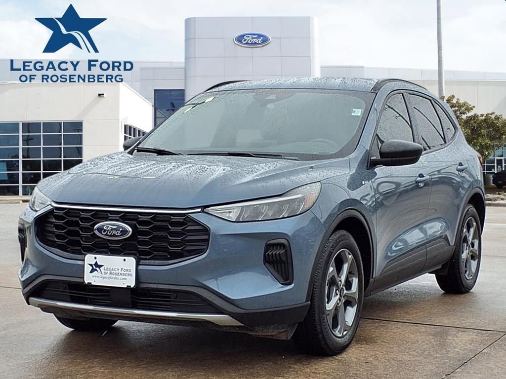 Used 2025 Ford Escape ST-Line FWD image 1