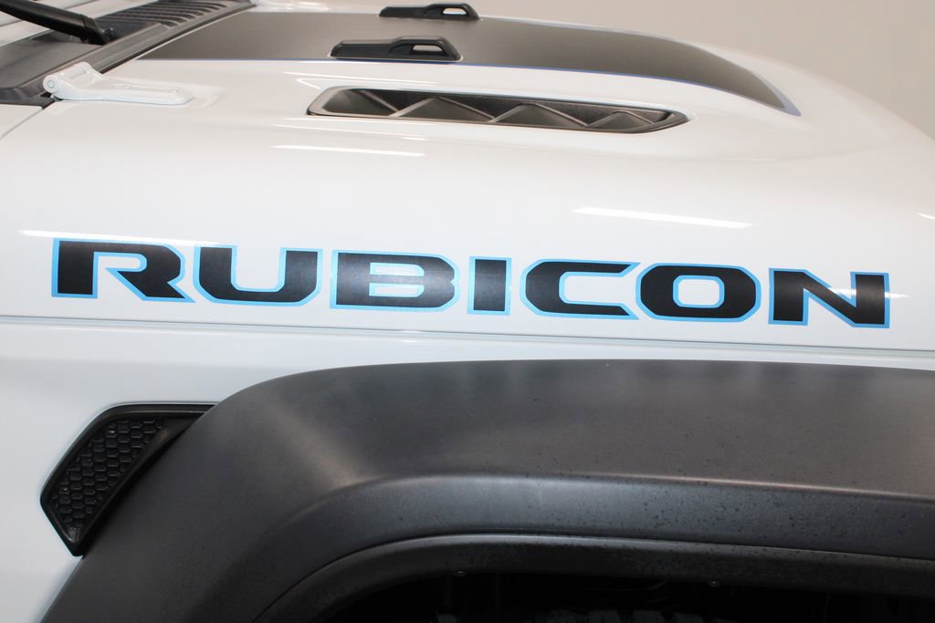 Used 2024 Jeep Wrangler Unlimited Rubicon 4xe AWD/4WD image 12