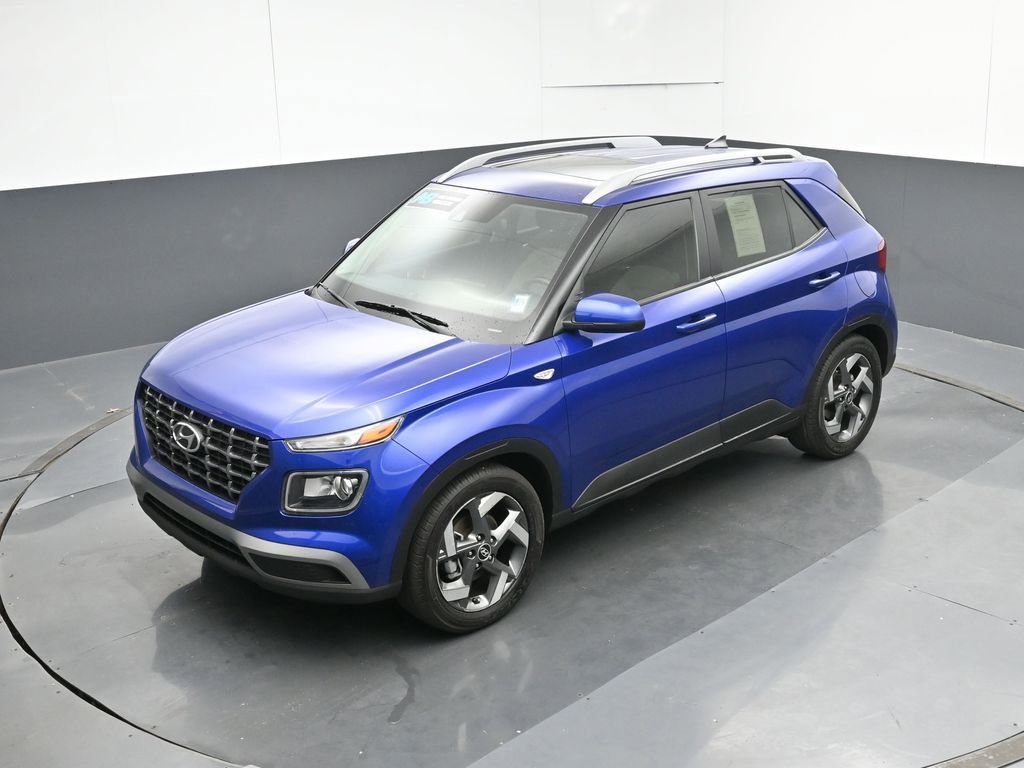 Used 2022 Hyundai Venue SEL w/ Cargo Package image 48