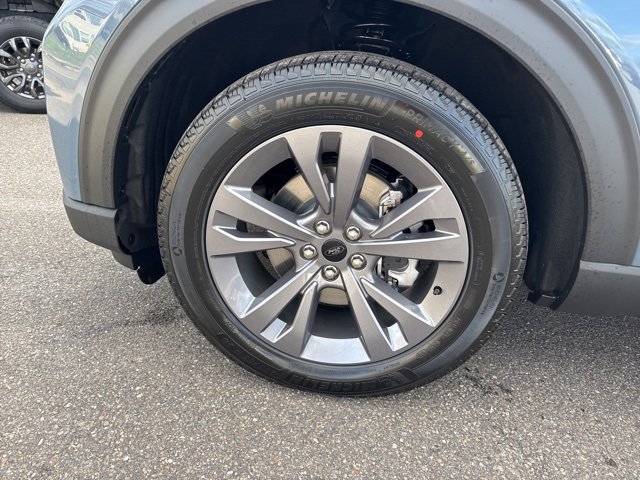 New 2026 Ford Explorer Active image 9