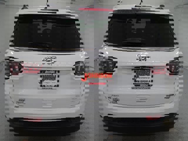 Certified 2024 Jeep Compass Latitude w/ Sun and Sound Group image 21