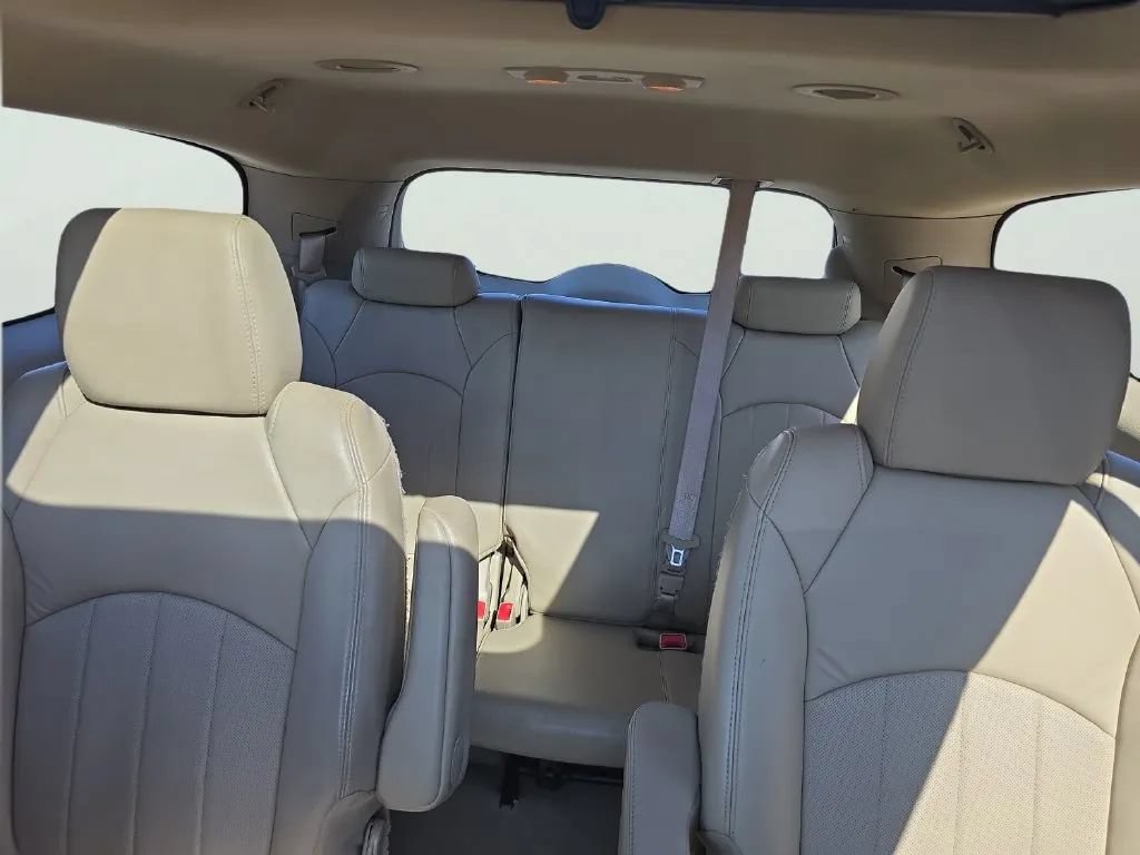 Used 2012 Buick Enclave Leather FWD image 23