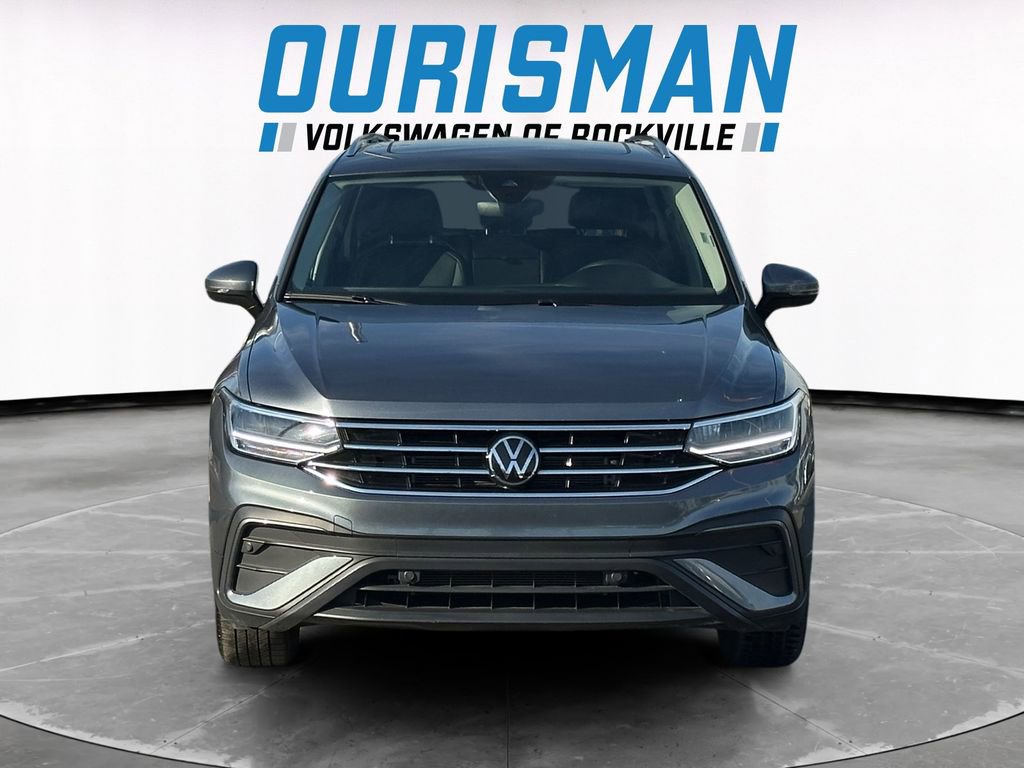 Used 2024 Volkswagen Tiguan SE image 8