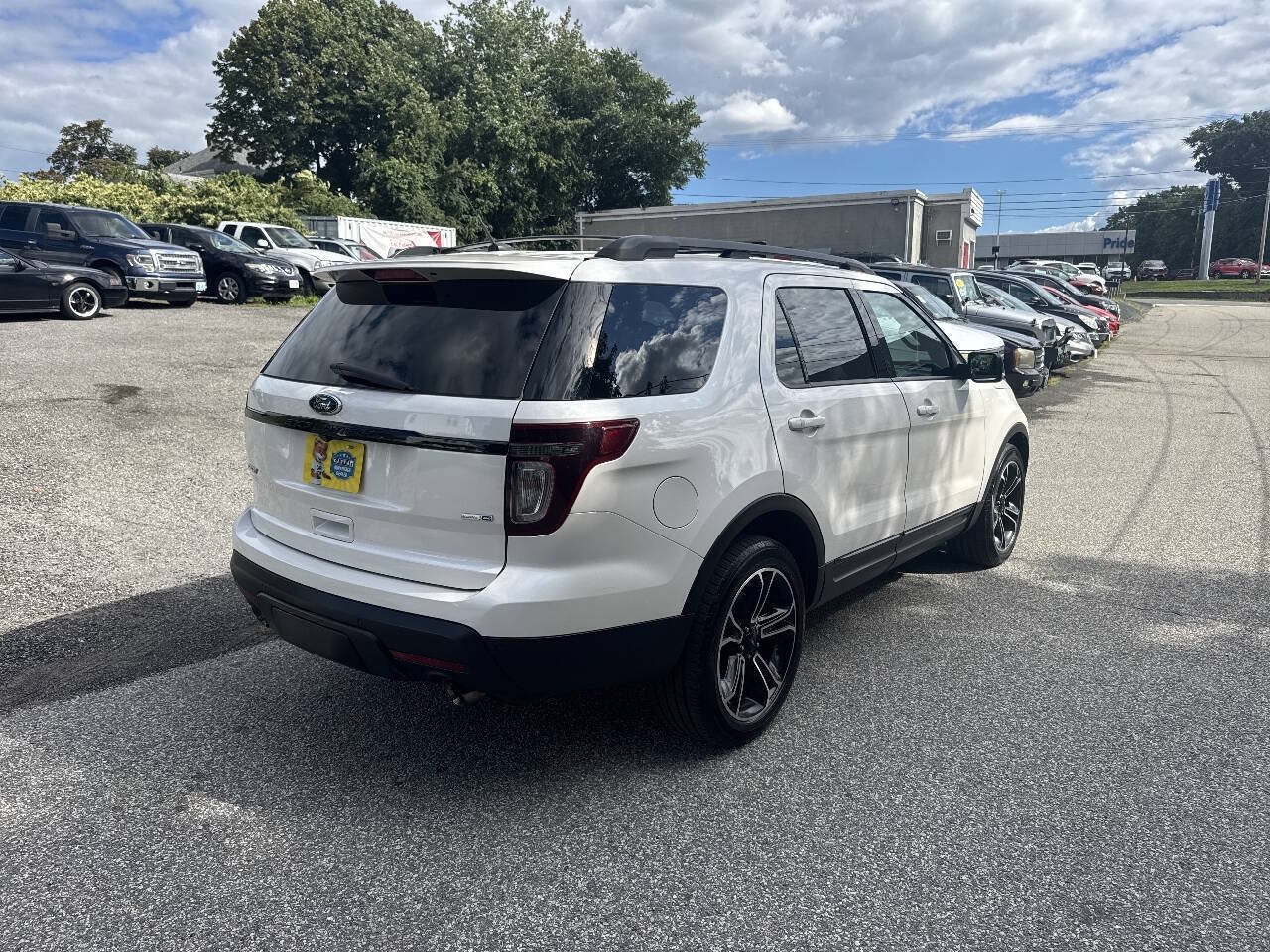 Used 2015 Ford Explorer Sport w/ Equipment Group 401A AWD/4WD image 8