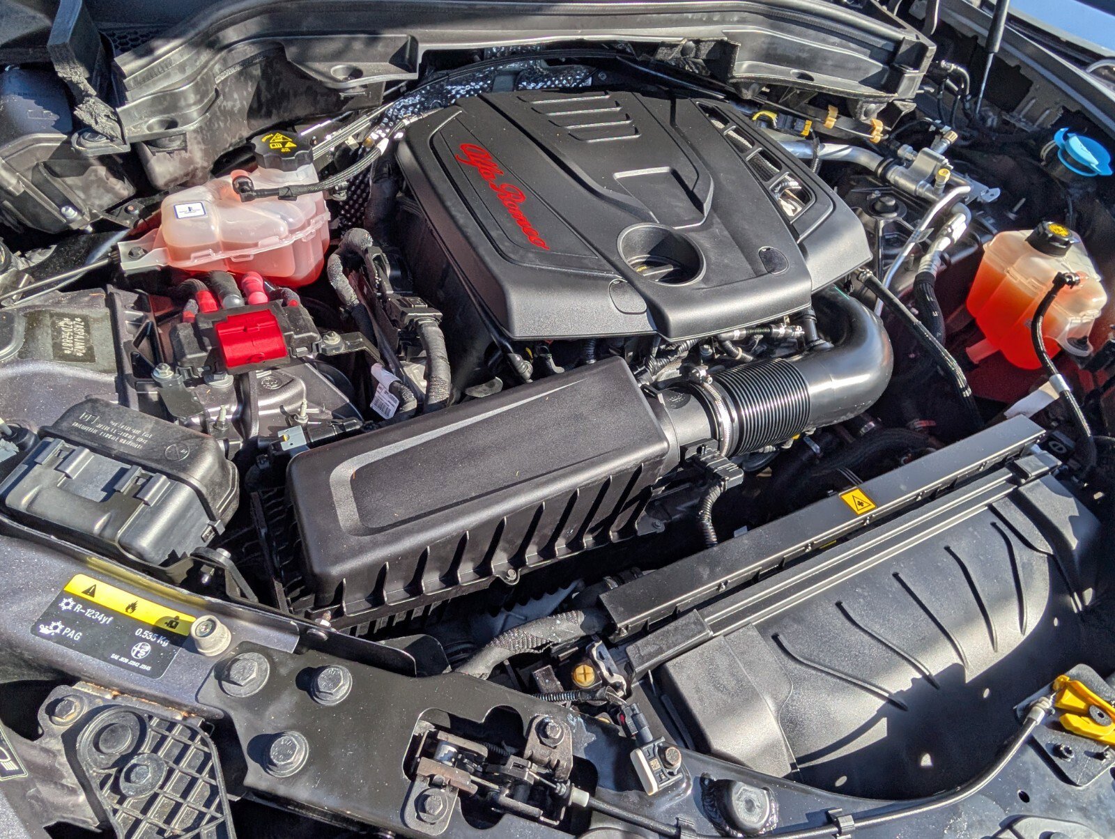 Used 2023 Alfa Romeo Stelvio Sprint image 20