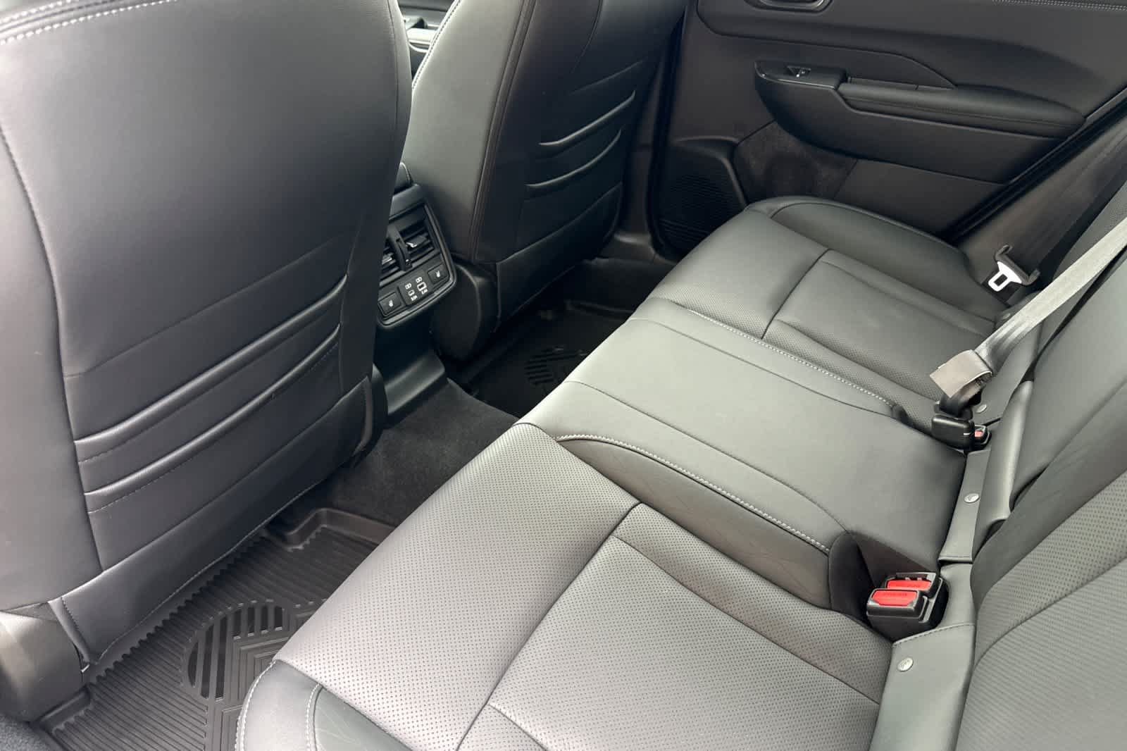 New 2026 Subaru Outback Touring AWD/4WD image 12