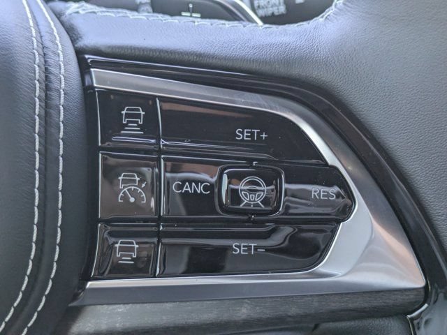 New 2025 Jeep Grand Cherokee L Overland w/ Advanced Protech Group III AWD/4WD image 22