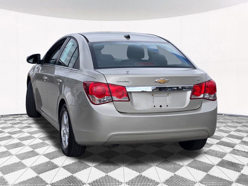 Used 2013 Chevrolet Cruze LT FWD image 16