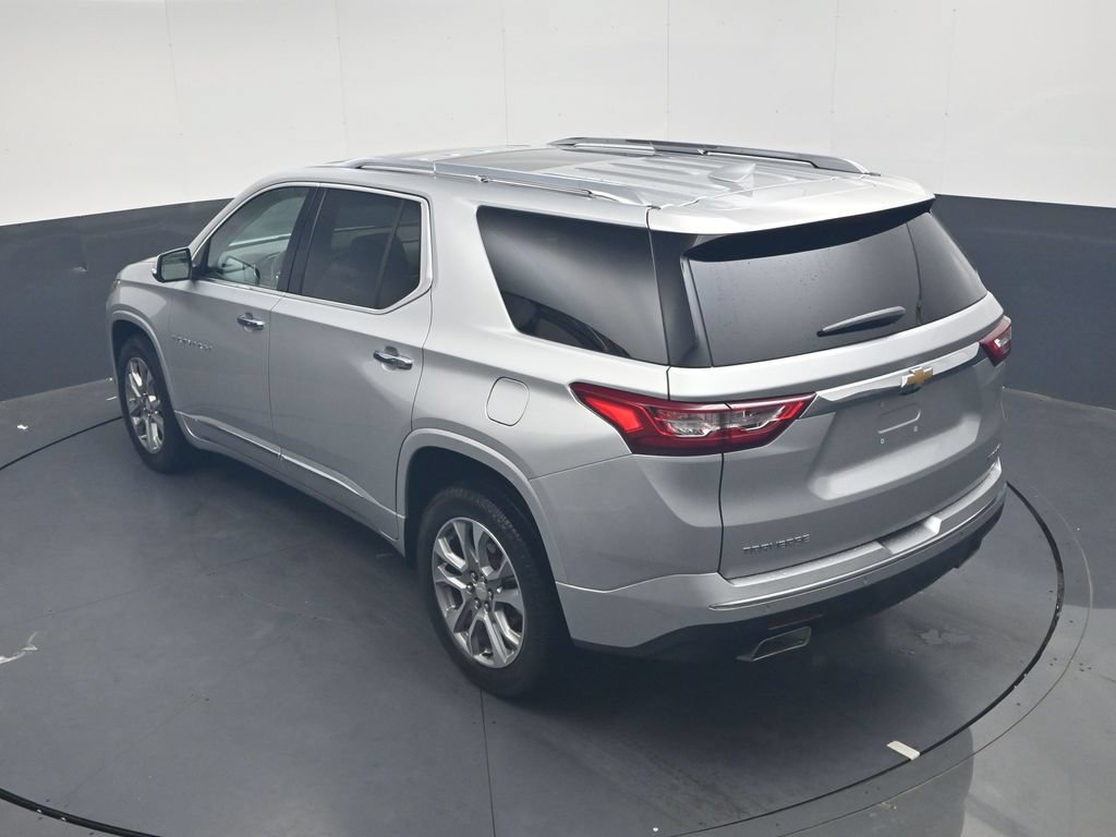 Used 2021 Chevrolet Traverse Premier FWD image 26