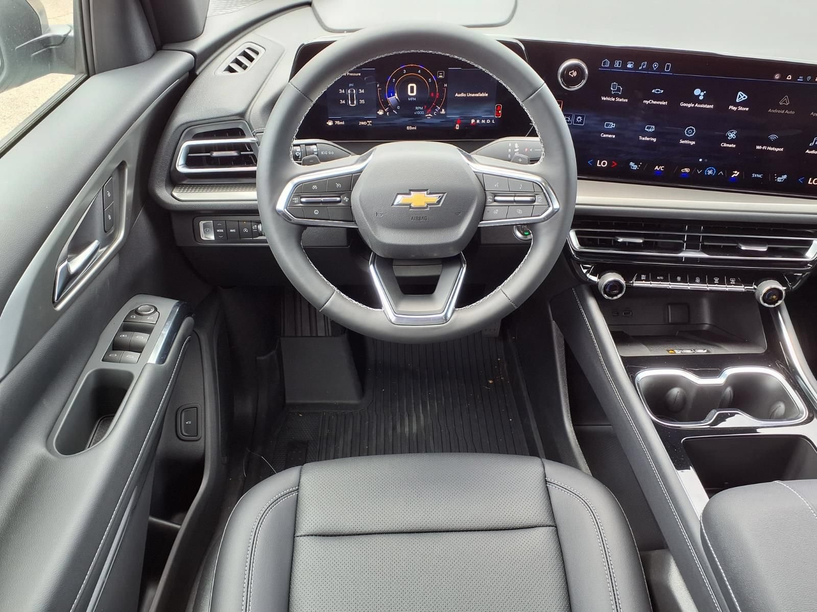 New 2026 Chevrolet Traverse LT w/ Driver Confidence Package AWD/4WD image 12