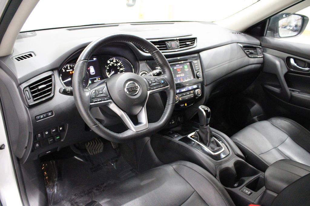 Used 2020 Nissan Rogue SL image 24