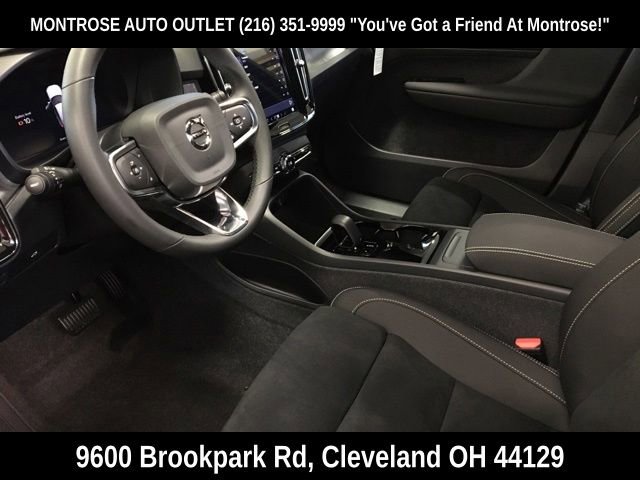 New 2024 Volvo XC40 Recharge Plus w/ Protection Package Premier image 12