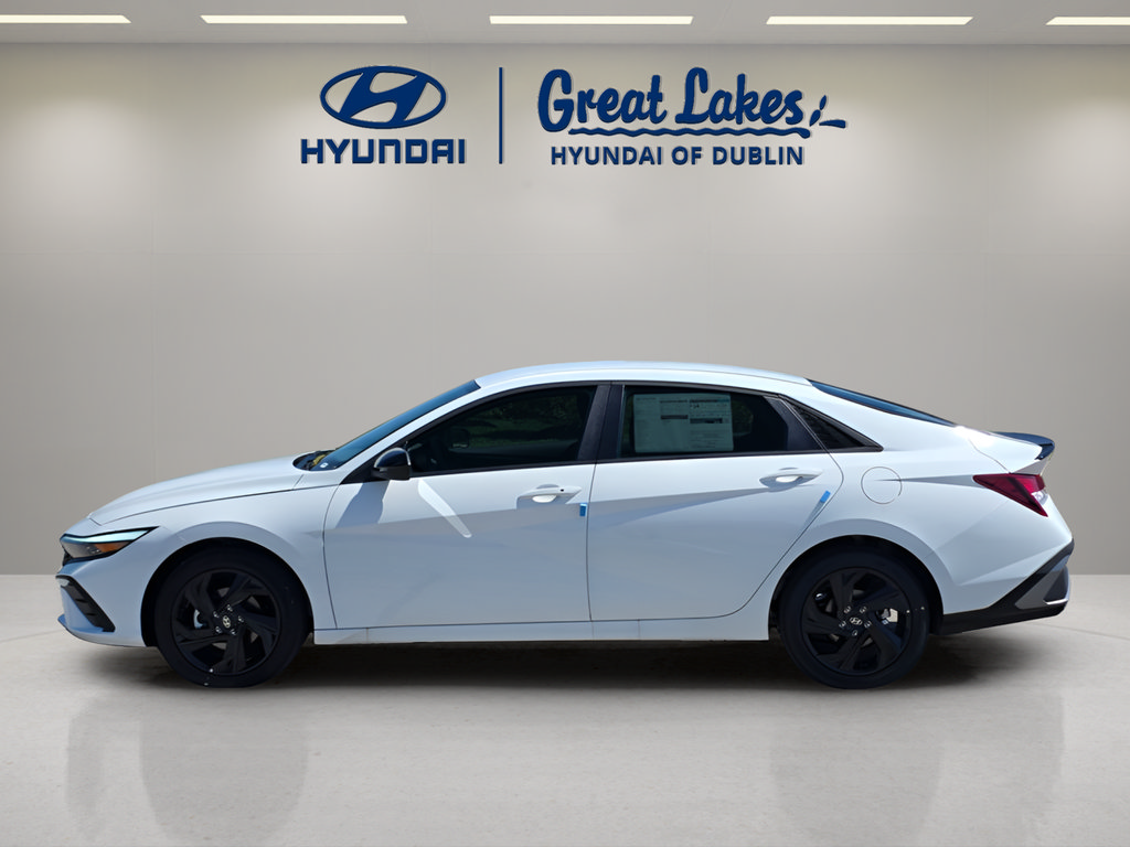 New 2026 Hyundai Elantra Sport FWD image 2