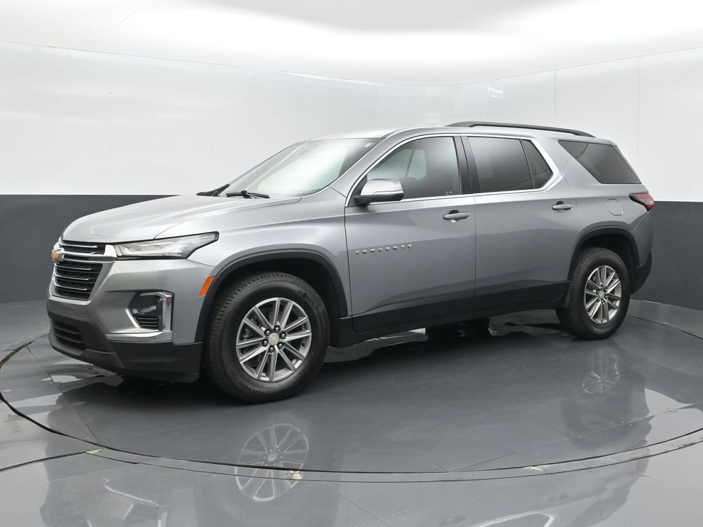 Used 2023 Chevrolet Traverse LT