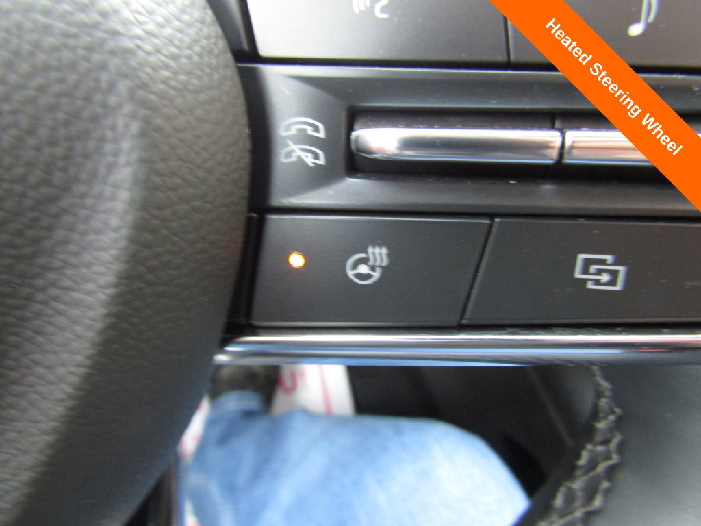 Used 2025 Chevrolet Suburban High Country AWD/4WD image 19