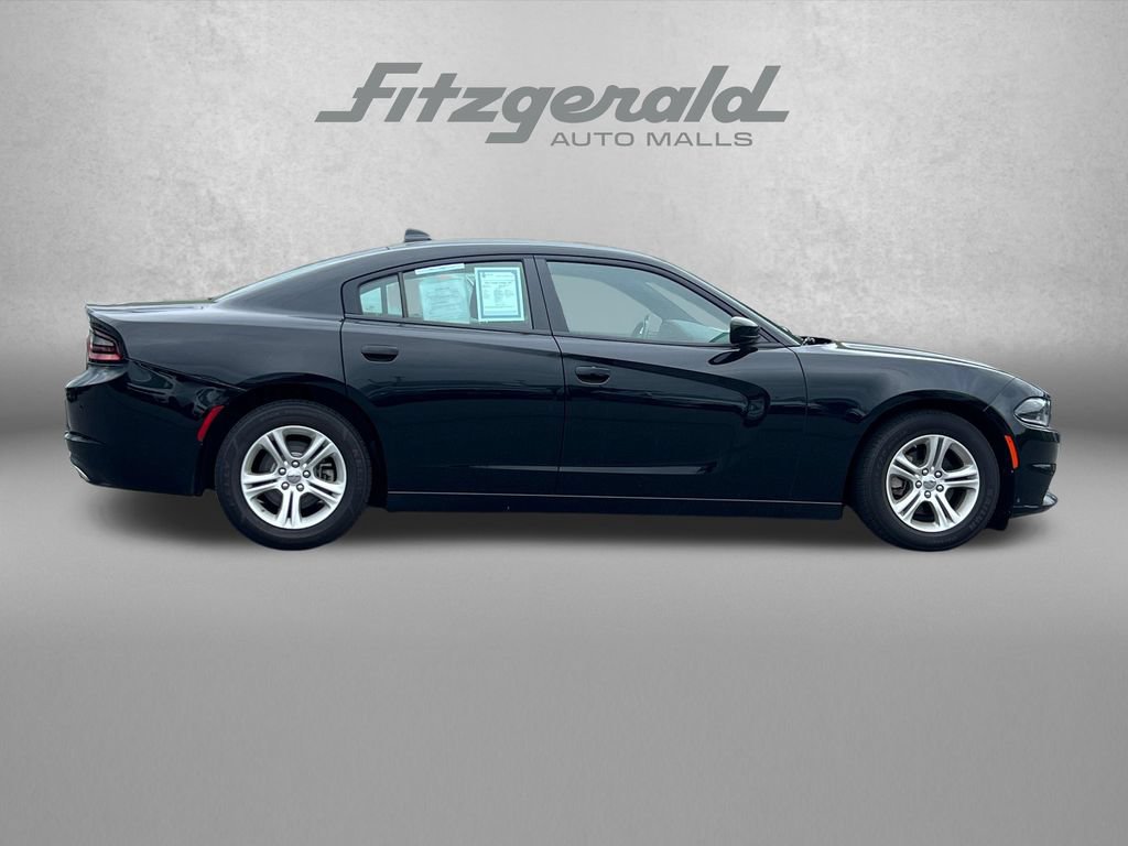 Used 2023 Dodge Charger SXT RWD image 3