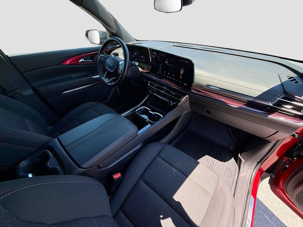 Used 2024 Chevrolet Traverse Z71 w/ LPO, Floor Liner Package AWD/4WD image 33