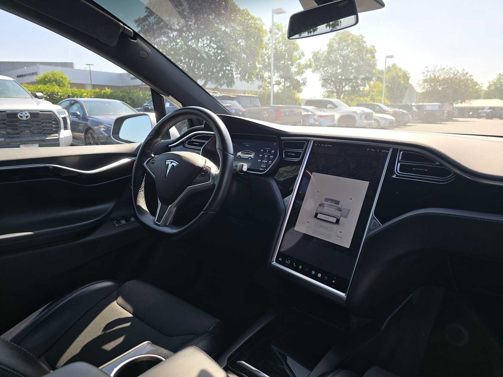 Used 2018 Tesla Model X 100D AWD/4WD image 11