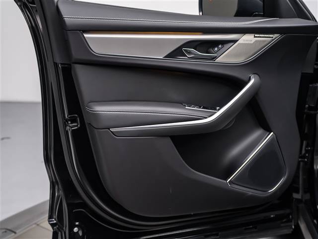 New 2025 Jaguar F-PACE R-Dynamic S AWD/4WD image 24