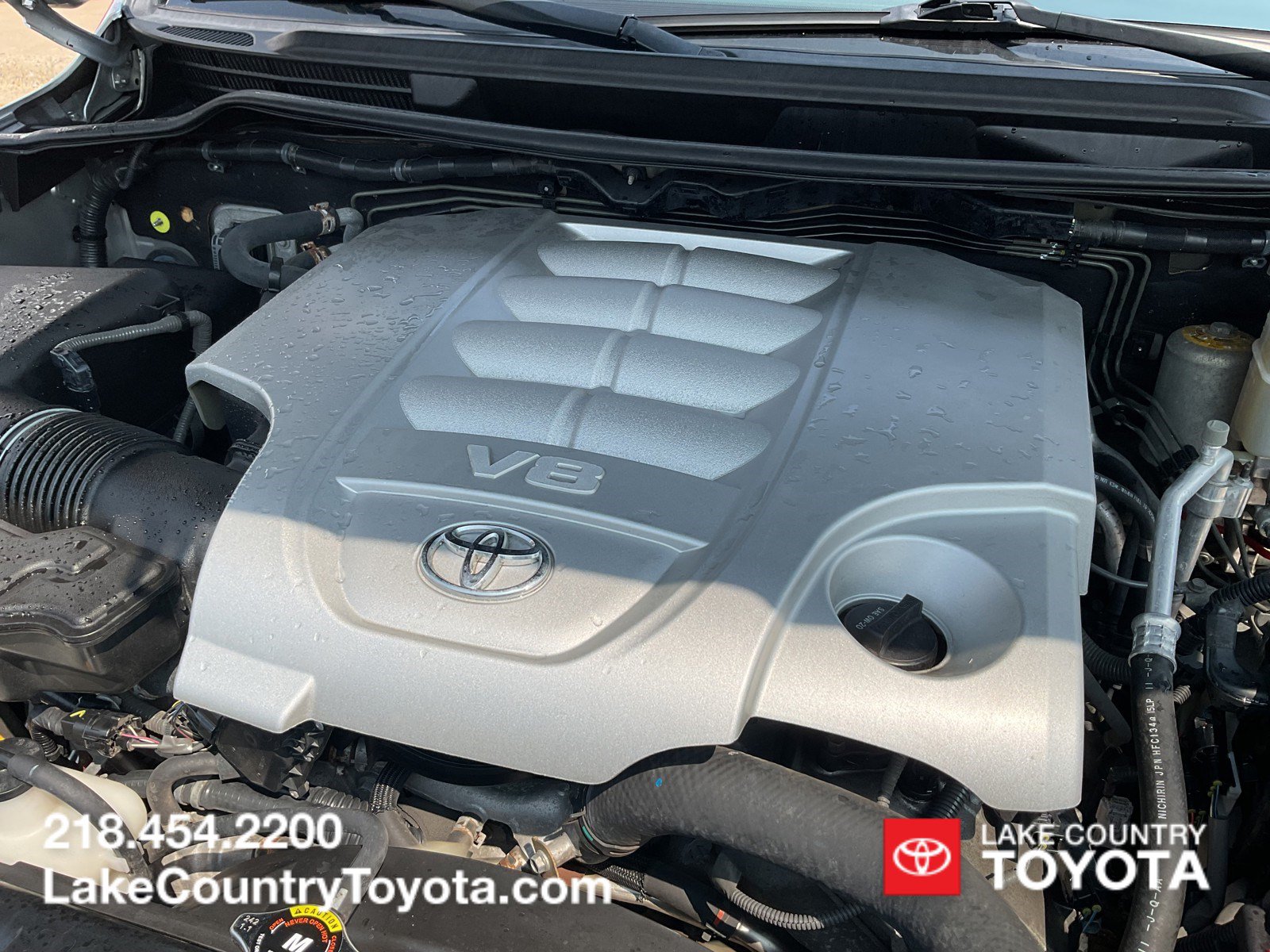 Used 2014 Toyota Land Cruiser AWD/4WD image 37