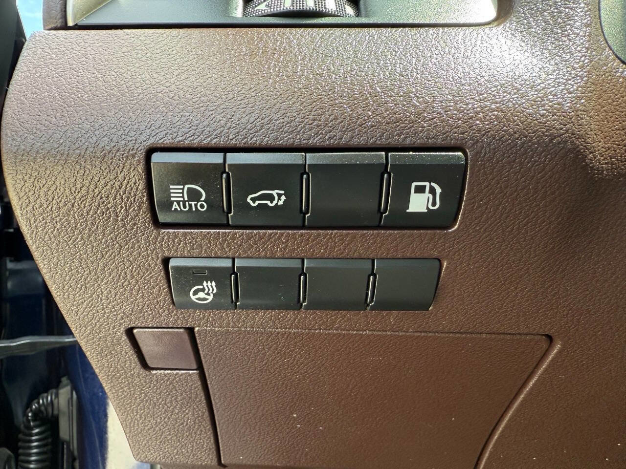 Used 2017 Lexus RX 450h AWD image 21