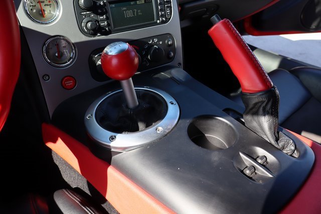 Used 2005 Dodge Viper SRT-10 image 19