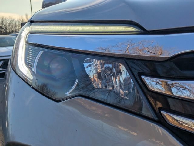 Used 2017 Honda Pilot Touring image 9