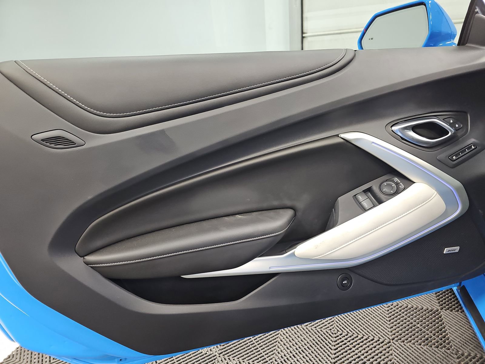 Used 2023 Chevrolet Camaro SS RWD image 10