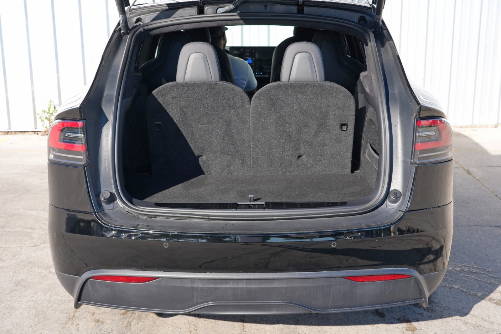 Used 2022 Tesla Model X image 10