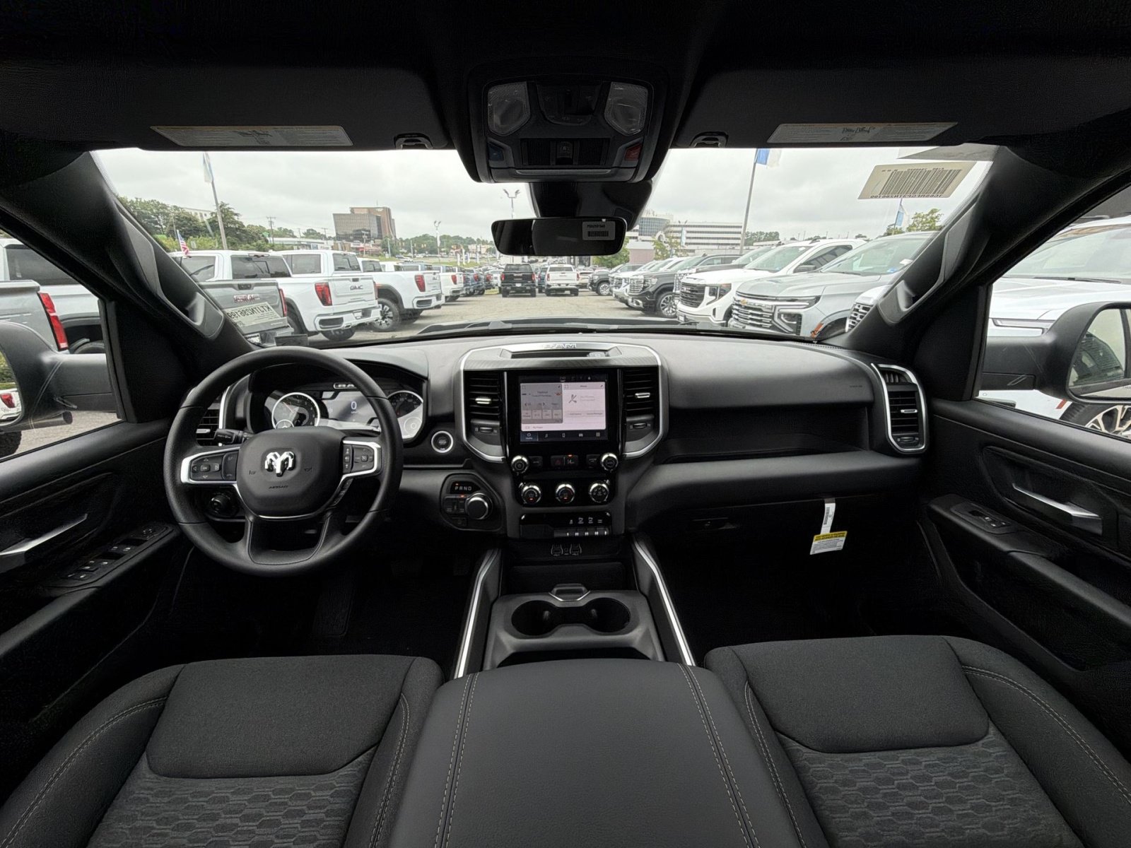New 2026 RAM 1500 Express AWD/4WD image 22