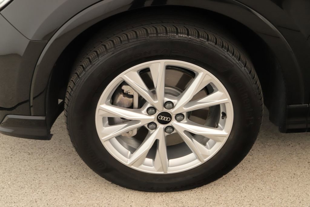 Certified 2024 Audi Q3 2.0T Premium w/ Convenience Package image 33